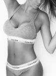 rafined Italian busty escort girl in Knightsbridge