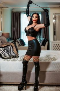 Ionela escort - 36C bust, Black hair, Brown eyes
