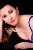 Elizabeth escort