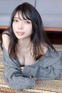 Sam escort - 34B bust, brown hair, black eyes