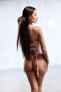 striptease escort Alexi Escortss