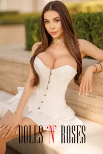 Compare to Patricia escort