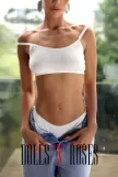Clara escort