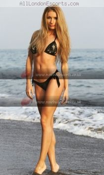 Selena escort - Rosebud London Escorts