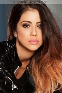 Compare to Isabel escort