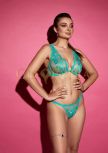 kensington Mila 25 years old performs ultimate date