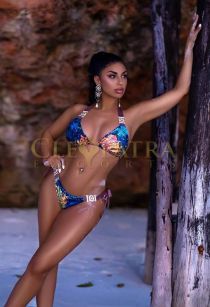 Samantha escort - Cleopatra Escorts