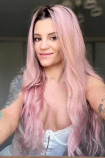 European escort Lia