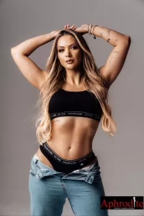petite escort Rocky